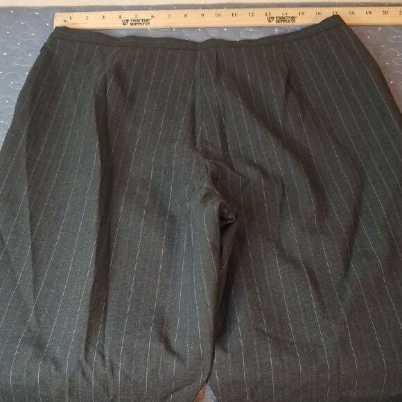 Kasper Dark Pinstripe Pants size 14 - Picture 5 of 6